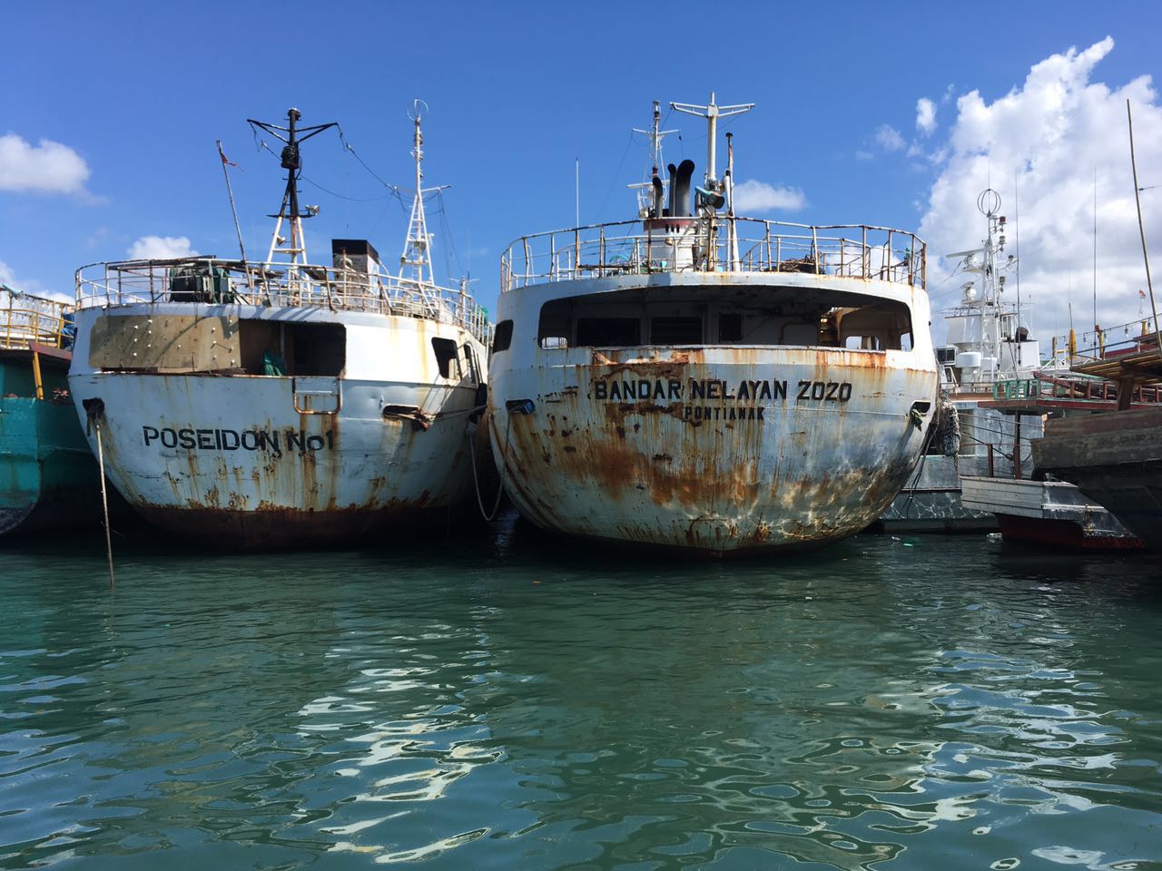 Kapal-kapal eks asing yang dilarang beraktivitas selama masa anev Satgas 115 KKP di Pelabuhan Benoa, Bali pada Selasa (03/08/2016). Foto : Humas KKP 