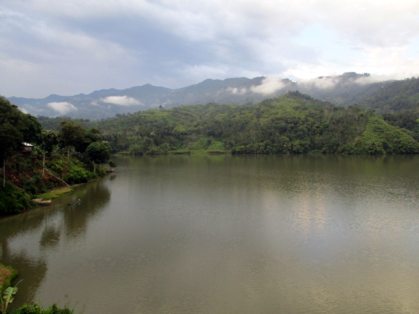 Panorama Danau Tes yang sumber airnya berasal dari DAS Ketahun. Foto: Dedek Hendry