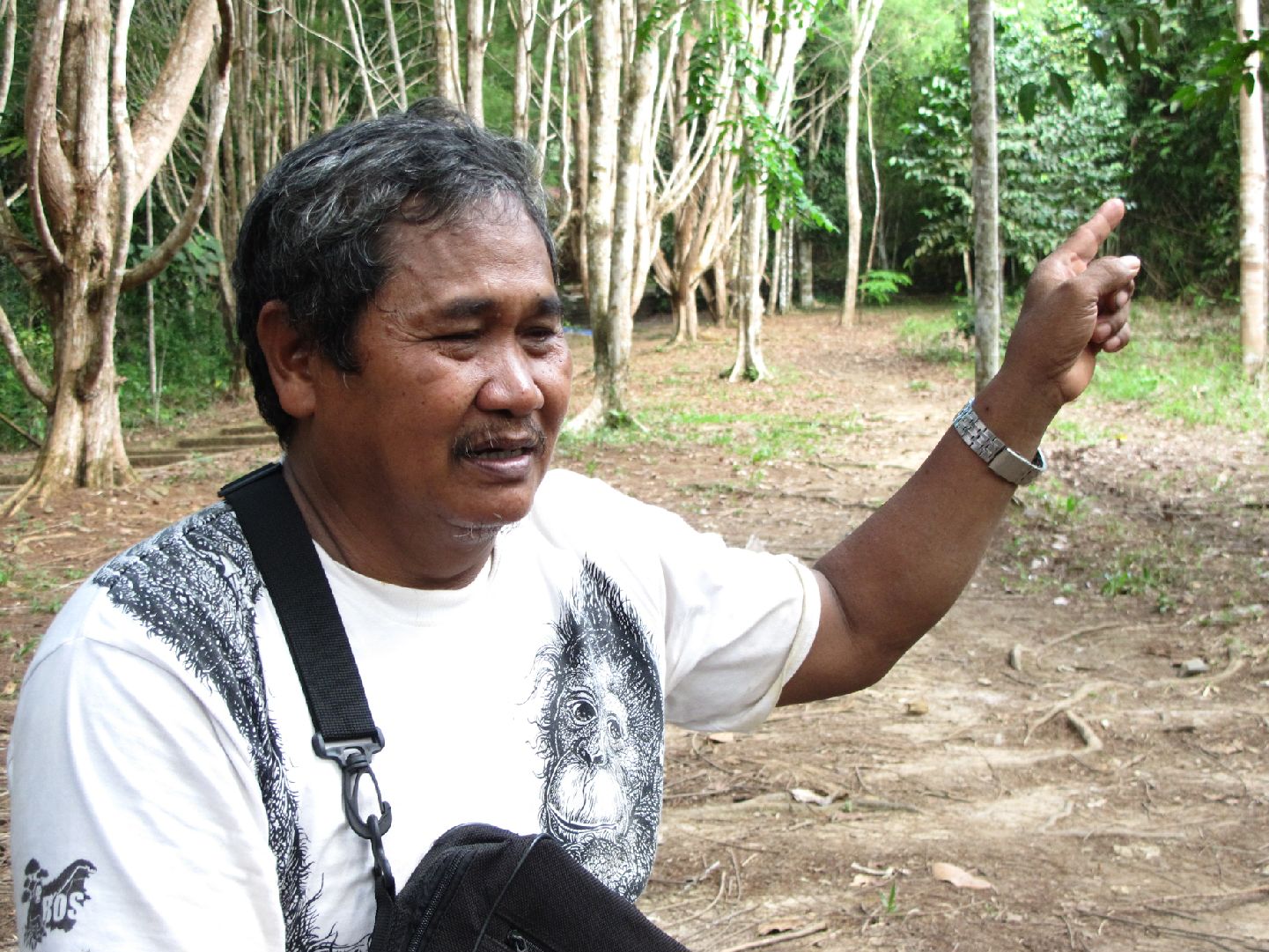 Yohanes Terang, Kepala Desa Laman Satong pertama. Foto : Andi Fachrizal/ Mongabay Indonesia