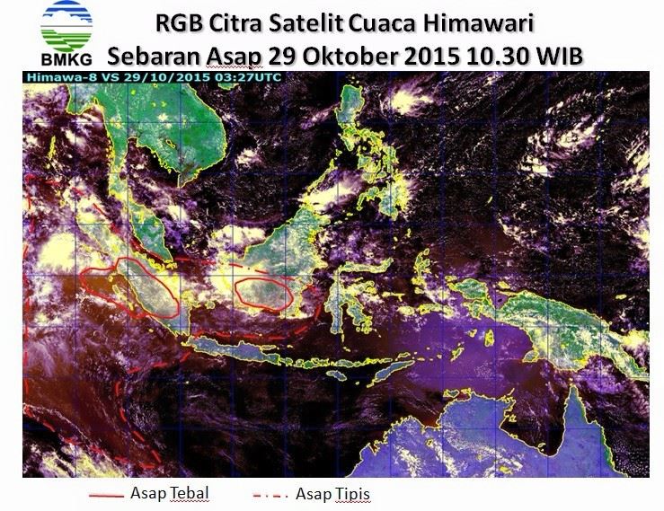 Kabut asap tebal ada di sebagian Kalimantan dan Sumatera. Di atas Jawa, asap tipis masih ada tetapi pada ketinggian 3-5 km. Sumber: BMKG