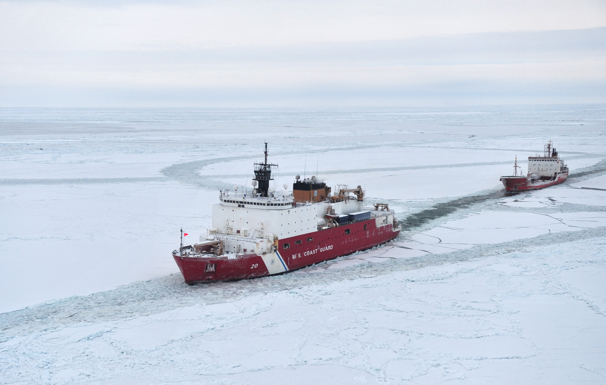 Kutub Utara diprediksi menyimpan cadangan minyak yang belum digali. Sumber foto: nsidc.org
