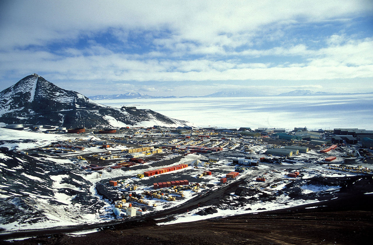 McMurdo Station. Sumber foto: ocean.si.edu 