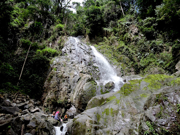 Air terjun di Taman Nasional Bogani Nani Wartabone yang sangat potensial. Foto: Christopel Paino