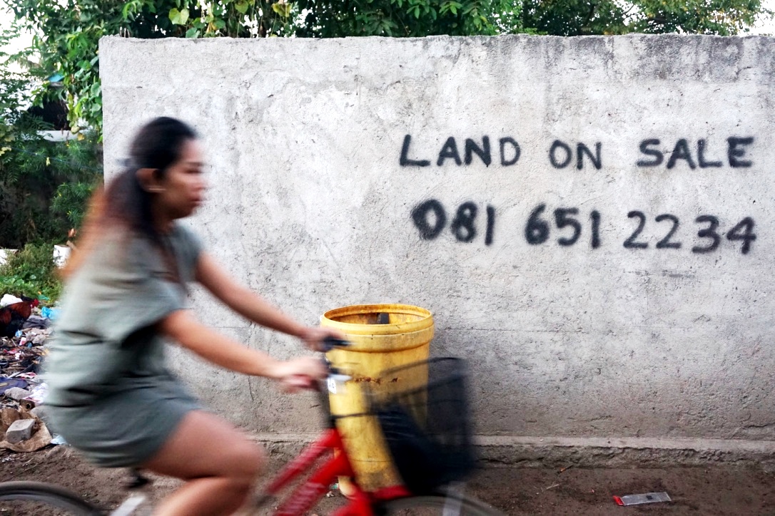 Maraknya jual beli tanah di Gili, NTB mengakibatkan harga tanah makin-mahal. Foto : Anton Muhajir
