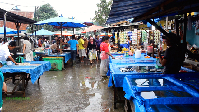 Pasar Kemiri SImpang, Medan. Foto: Ayat S Karokaro