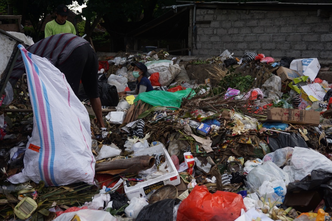 Salah satu tempat pengolahan sampah di Denpasar, Bali. Foto : Anton Muhajir