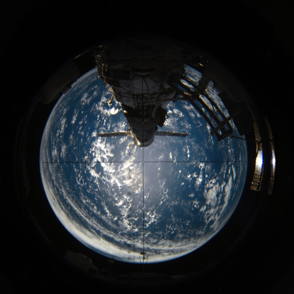 Aft view of Earth. Foto: NASA