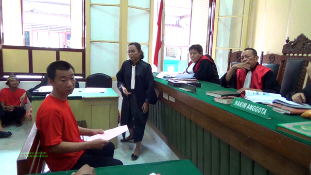 Proses persidangan Budi di PN Medan. Foto: Ayat S Karokaro