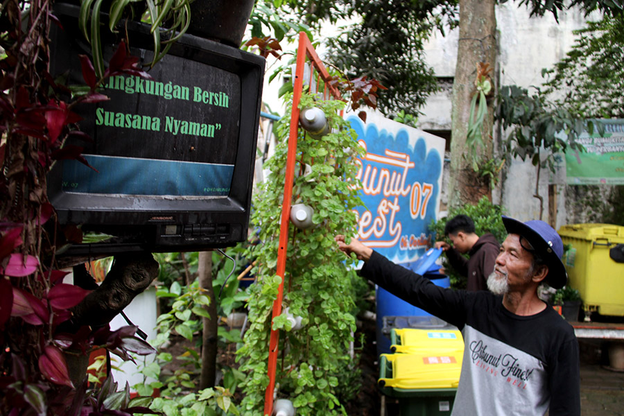 Butuh waktu dua tahun mengubah wajah Kampung Cibunut dan kesadaran warga dari kesan kumuh menjadi rapi dan tertata | Foto: Donny Iqbal/Mongabay Indonesia