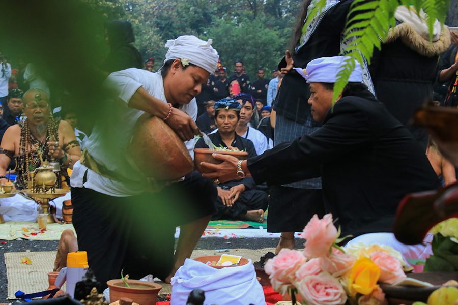 Kerusakan dan kemusnahan alam adalah akibat perbuatan tangan jahil manusia | Foto: Donny Iqbal/Mongabay Indonesia