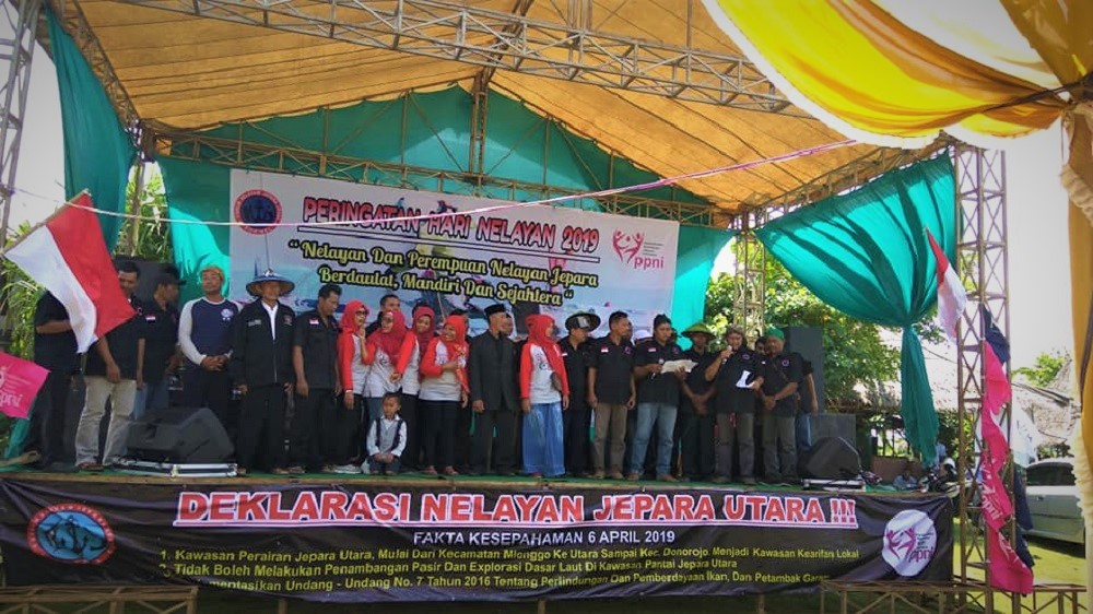 Deklarasi nelayan dan perempuan nelayan di Jepara. Foto: Tommy Apriando/ Mongabay Indonesia