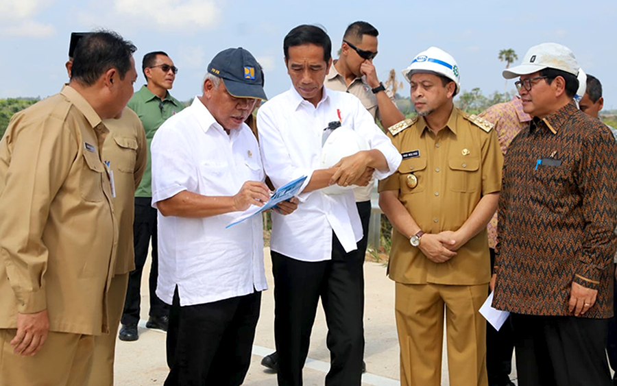 Presiden Jokowi saat mengunjungi Tahura Bukit Soeharto sebagai salah satu wilayah alternatif ibu kota baru. Foto: Humas Pemprov Kaltim