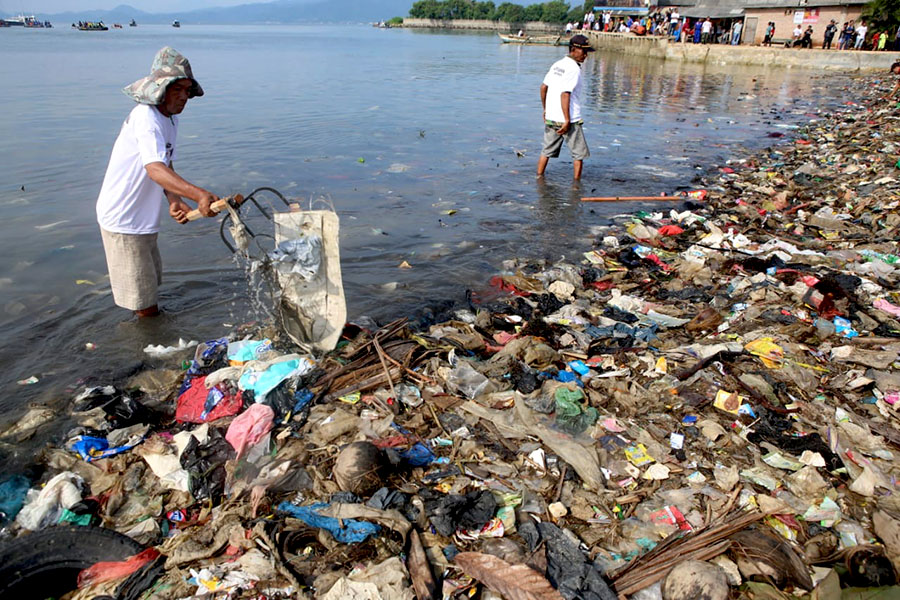  Sampah  Plastik Bertebaran di Laut Teknologi Pirolisis 