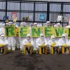 Aksi Greenpeace tolak PLTN, dan bersegera beralih ke energi terbarukan, Jumat pekan lalu di depan Gedung DPR Jakarta. Foto: Sapariah Saturi/ Mongabay Indonesia