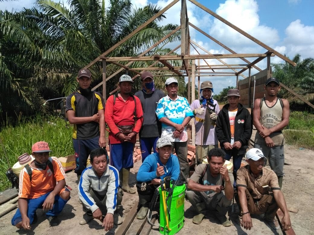 Warga Desa Merbau, Kecamatan Mendahara, Tanjung Jabung Timur, Jambi, yang bersengketa lahan dengan perusahaan sawit. Foto: KPA