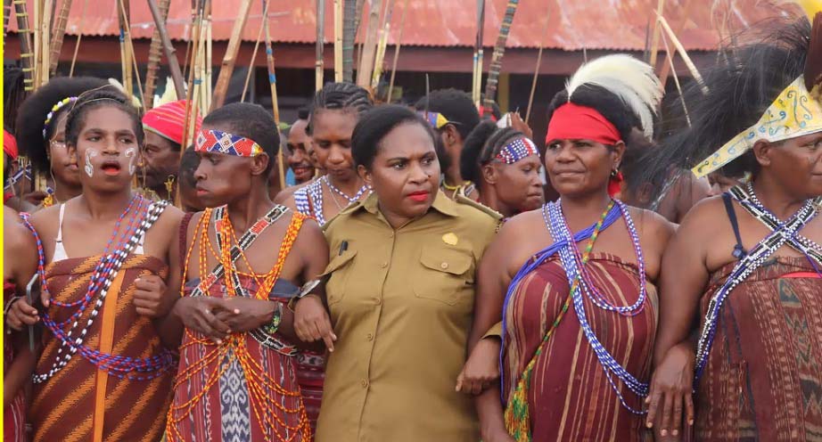 Papua masyarakat suku dan adat 5 Suku