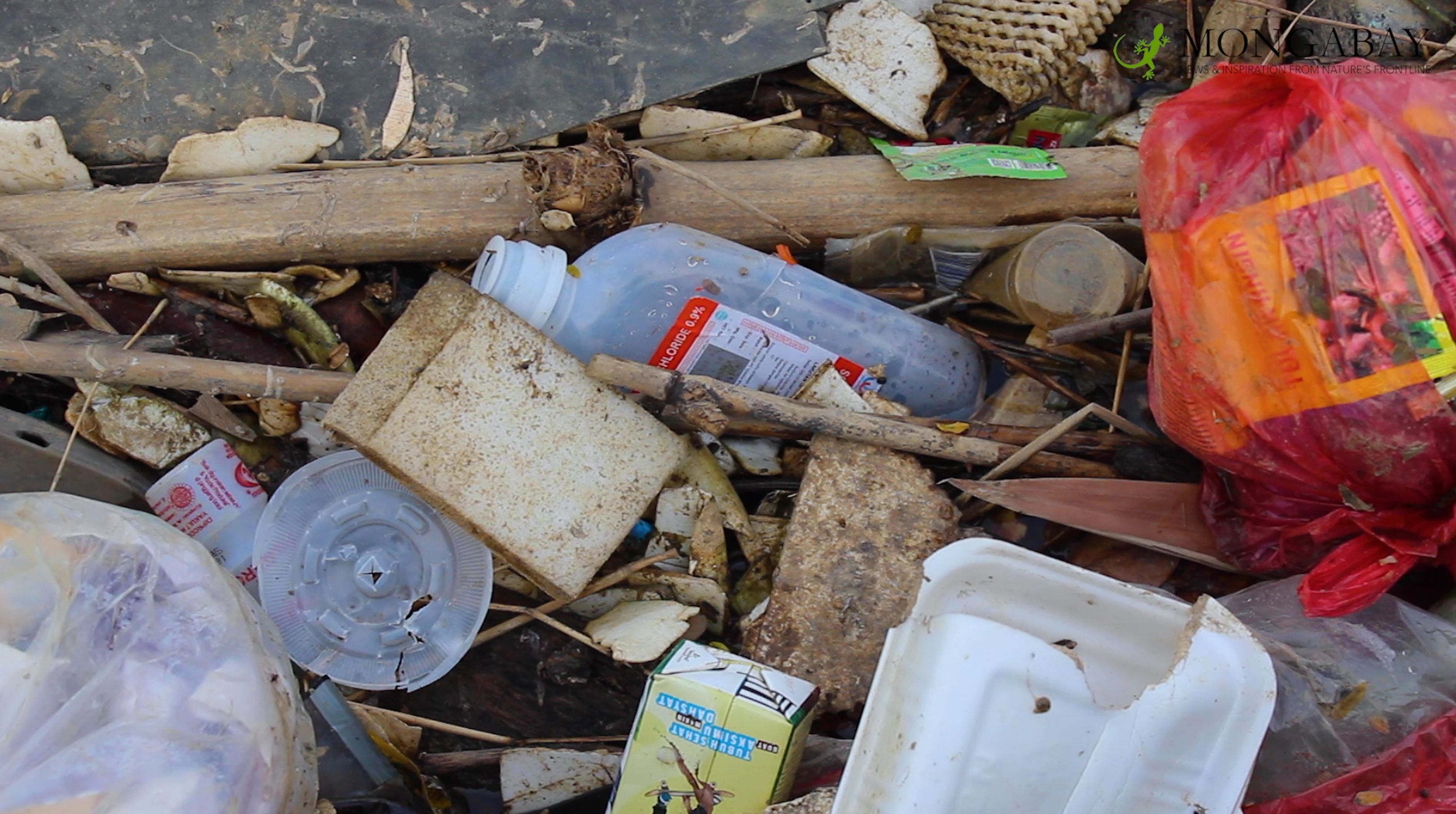 Berbagai limbah, termasuk limbah. Foto: Adi Renaldi/ Mongabay Indonesia
