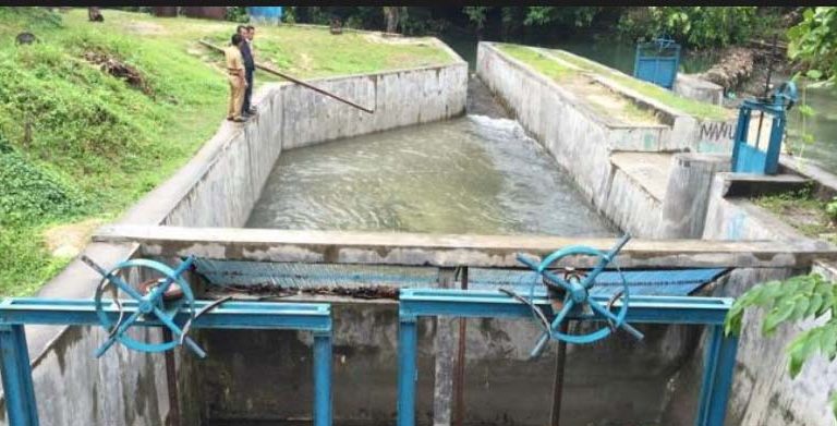 Pembangkit listrik mikro hidro di Sorong Selatan, yang mangkrak sejak 2014. Foto: Kejaksaan Tinggi Papua