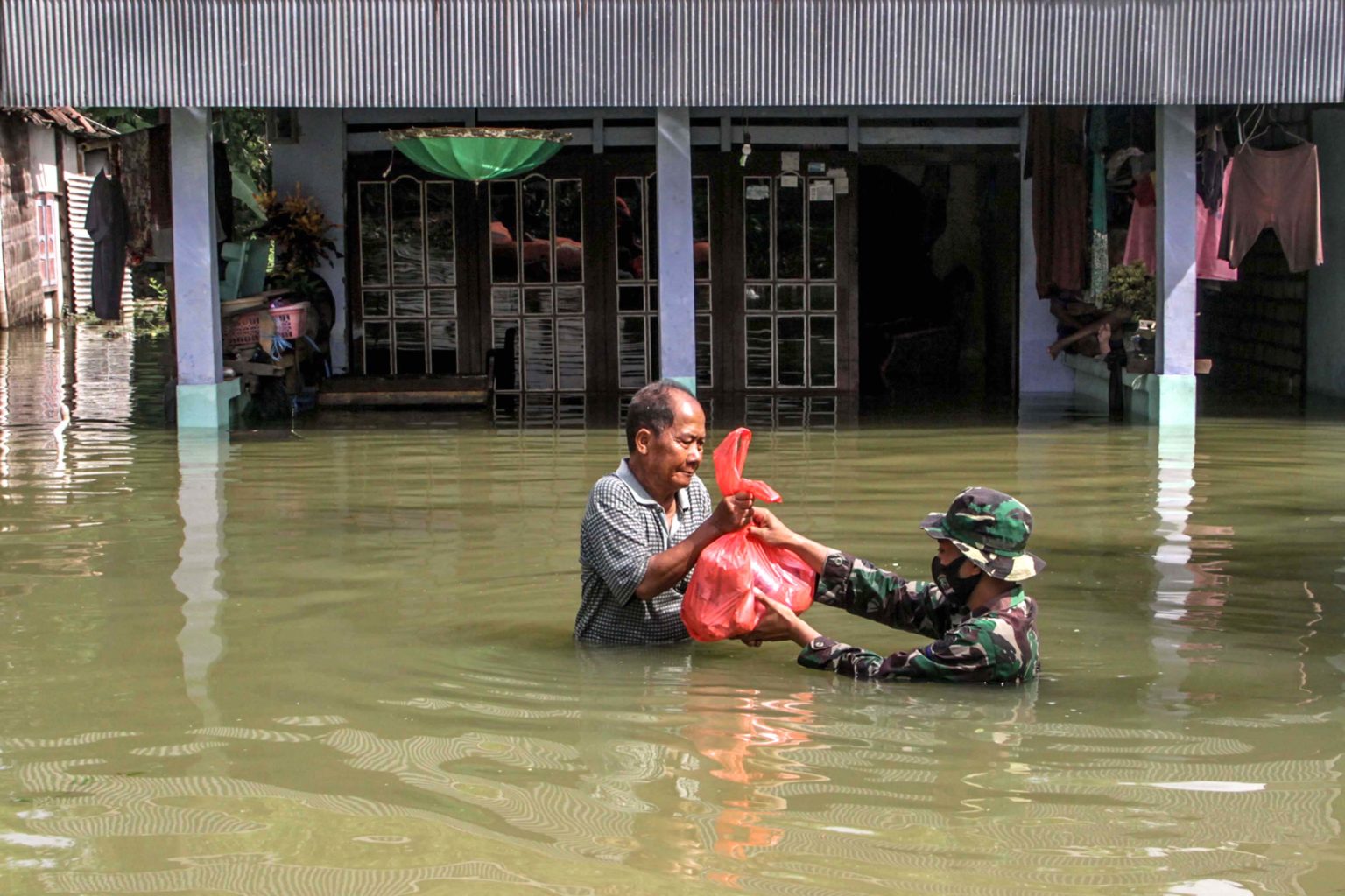 Fenomena Banjir dan Krisis Etika Lingkungan  Mongabay.co.id  Mongabay