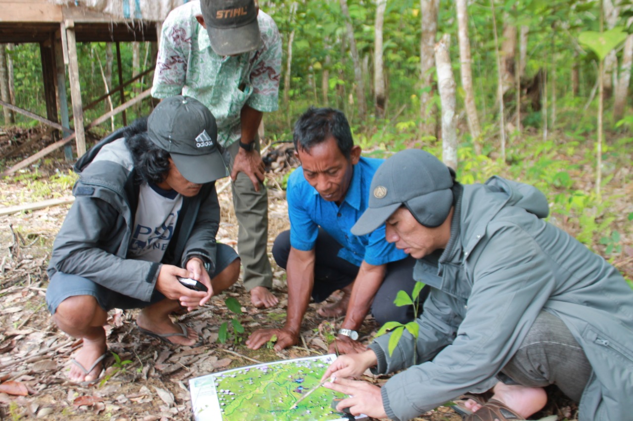 Aksi pemetaan hutan desa 