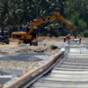 Proses pembangunan rel kereta api di Sulawesi Selatan. Foto: Eko Rusdianto/ Mongabay Indonesia
