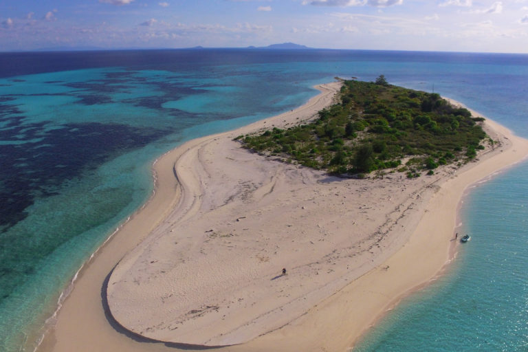 Pulau Lantigiang, kepulauan Selayar. FOTO Dokumentasi TN Taka Bonerate.jpg