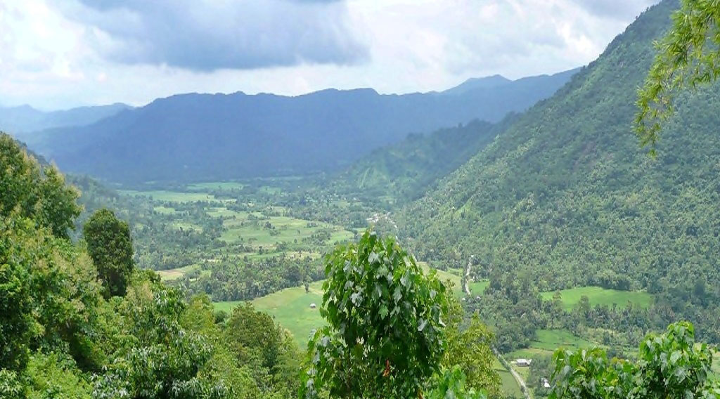 Bentang Alam Mbeliling, Manggarai Barat, Flores, NTT. Foto : Burung Indonesia