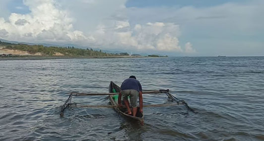 Nelyan Sawai, mau mencari ikan. Foto: Ajun Thanjer / Mongabay Indonesia