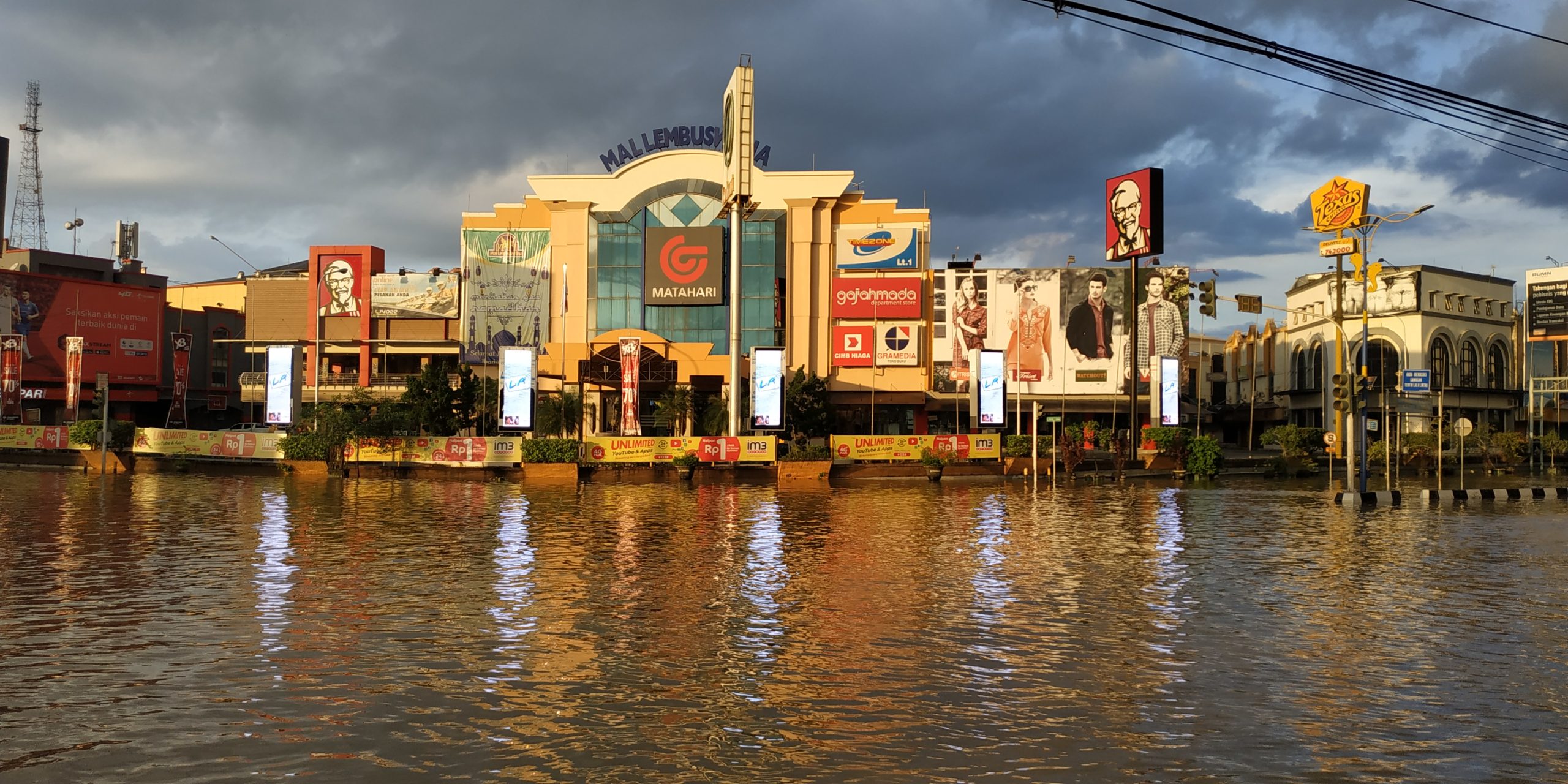 Kota Samarinda, yang langganan banjir karena lingkungan hidup rusak. Foto: Jatam Kaltim