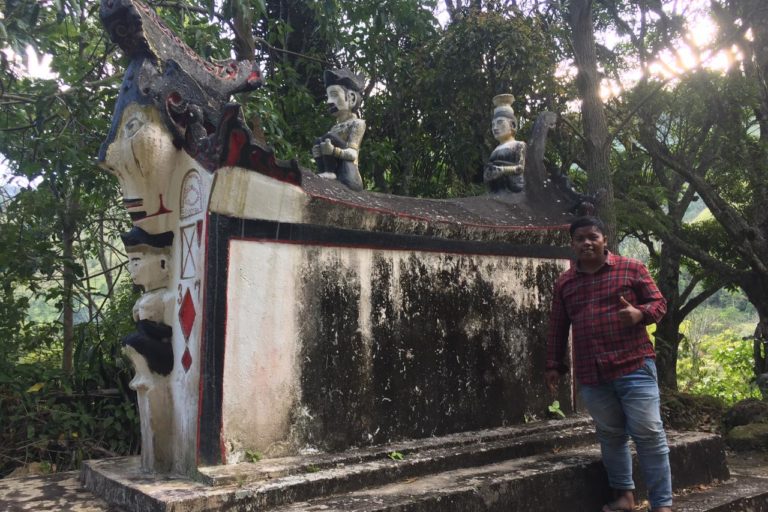 Sarkofagus, kuburan batu Marga Nababan, Desa Banjar Dolok, Tipang, Kec. Baktiraja Foto: Barita NL/ Mongabay Indonesia
