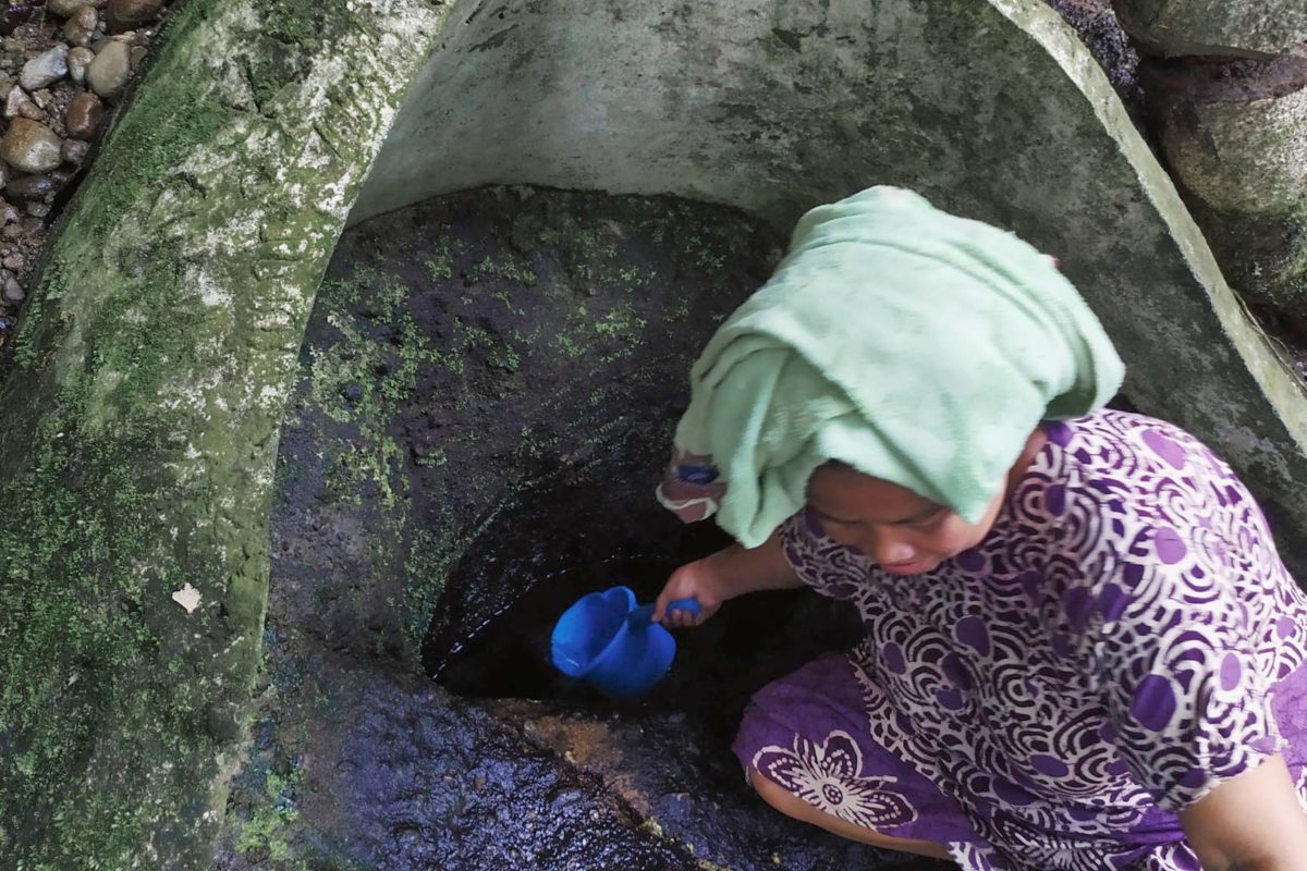  Ceruk air bersih di Samalio, sekitar dua km dari pengungsian. Foto: Agus Mawan/ Mongabay Indonesia