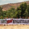 Elisabeth Ringit (ditandai) dalam aksi warga Kinipan menolak PT SML di wilayah Hutan Adat Laman Kinipan pada Sabtu, 19 Januari 2019 Doc. Save Our Borneo