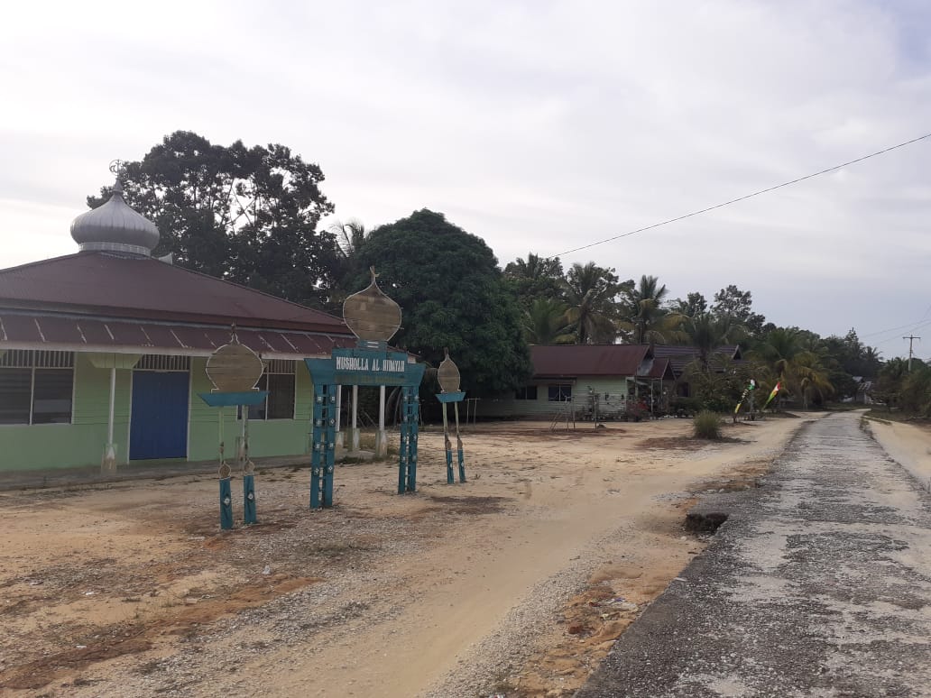 Pemukiman warga dari relokasi oleh pemerintah Rantau Kasih, Kabupaten Kampar, Riau. Foto: Suryadi/ Mongabay Indonesia