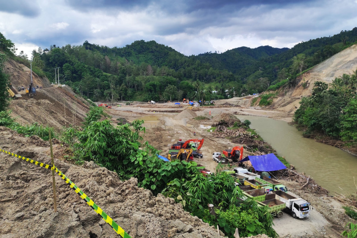 Lokasi pembangunan Bendungan Bolango Ulu di Kabupaten Bone Bolango, Gorontalo. Foto: Sarjan Lahay/ Mongabay Indonesia