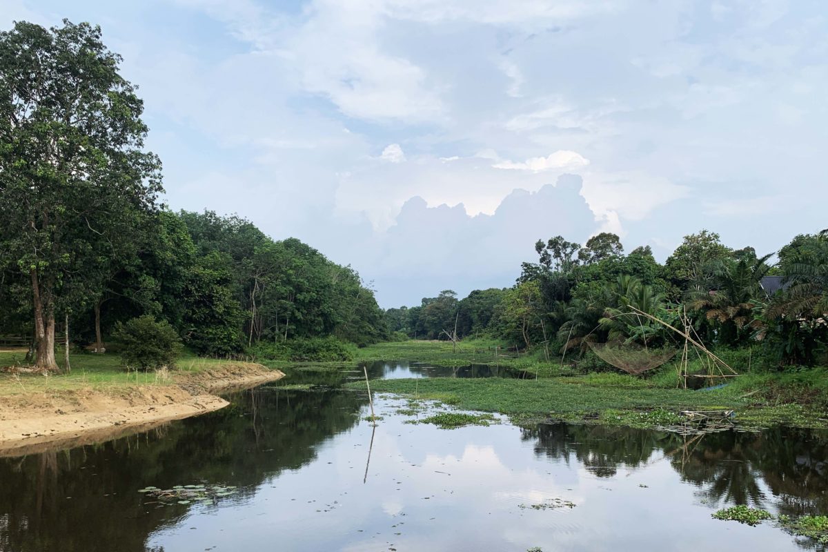 Kanal kono disamping Candi Kedaton. Foto: Yitno Suprapto/ Mongabay Indonesia