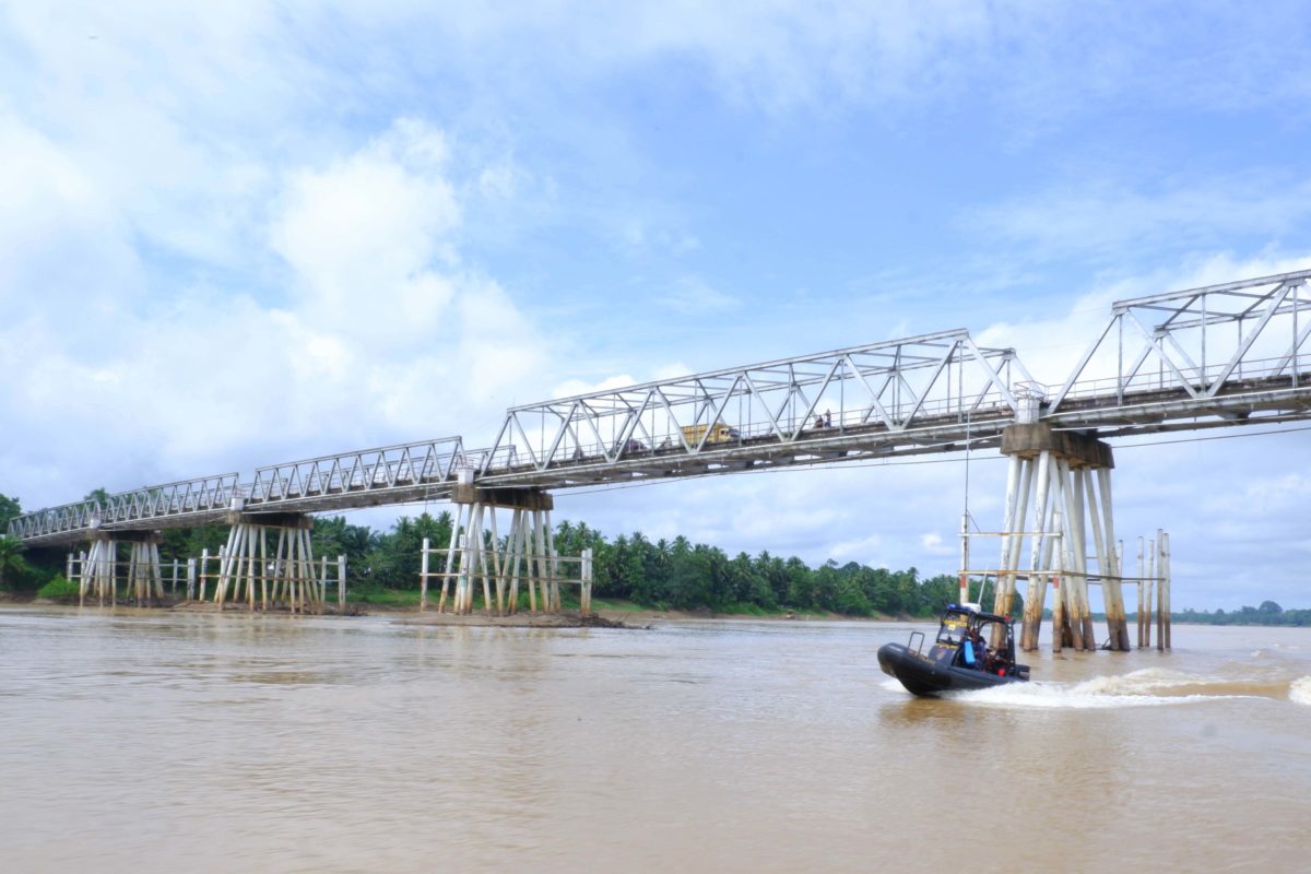 Sungai Batanghari. Foto: Eko Rusdianto/ Mongabay Indonesia