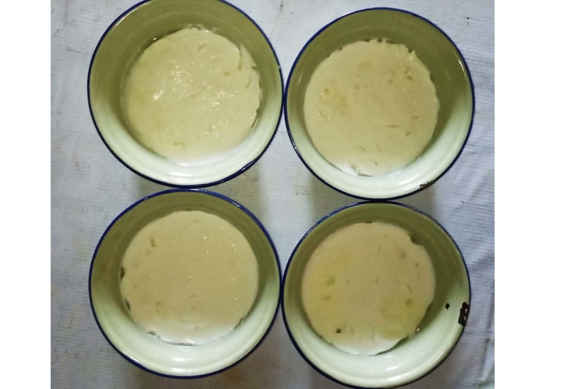 Dali ni harbo, pangan khas Batak, yang biasa disebut keju Batak, terbuat dari susu kerbau. Foto: Barita News Lumbanbatu/ Mongabay Indonesia