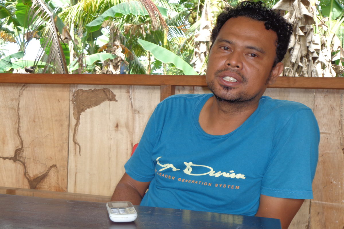 Dewanto Talubun, Direktur LSM Harmoni Alam Paapuanan. Foto: Agapitus Baatbual/ Mongabay Indonesia