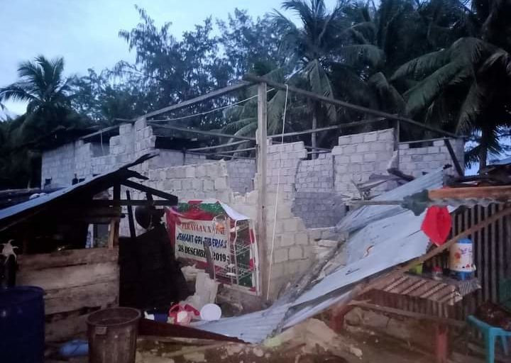 Rumah rusak dampak gempa di Tanimbar Selatan. Foto: BNPB